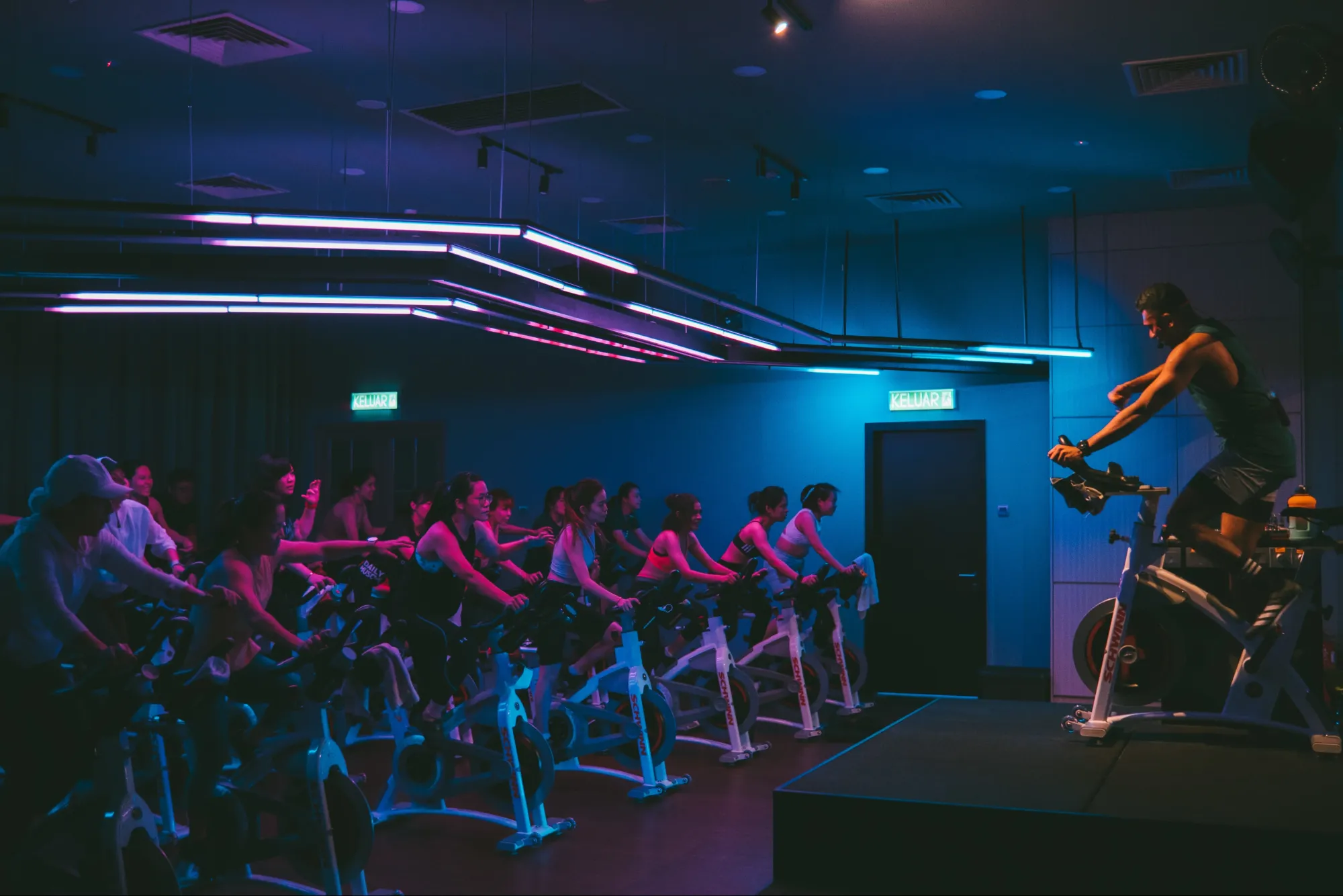 On Curating Experience - The Aesthetics of Work, Indoor Cycling Lesson and CX Business Class